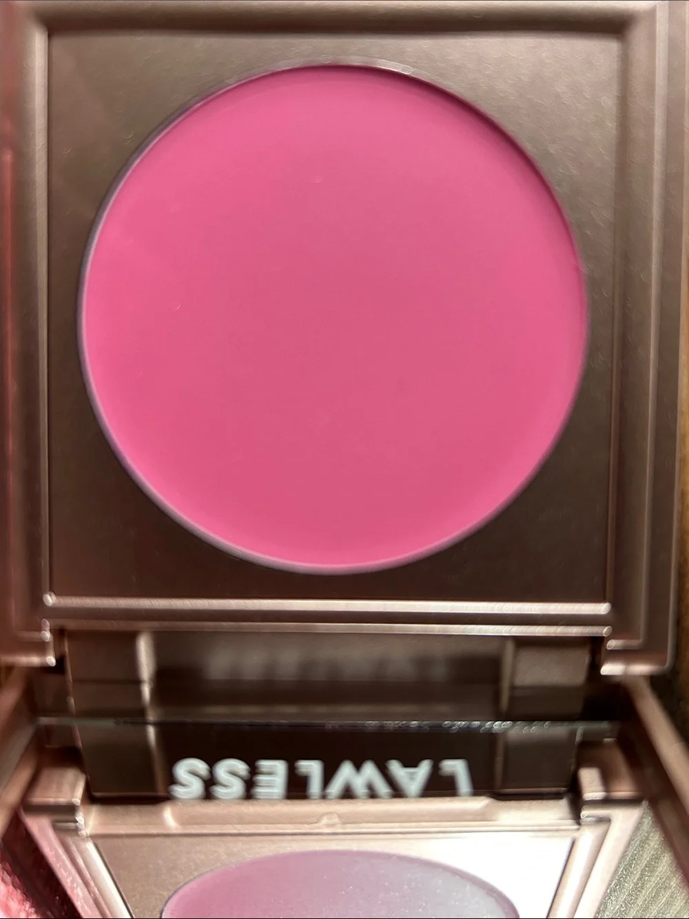 LAWLESS cream blush